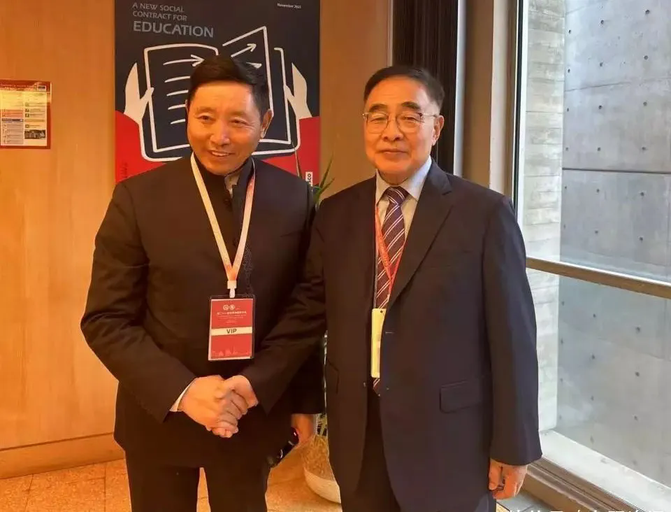 王守东教授在第二十一届世界中医药大会展示长效针灸抗衰老及减肥技艺_凯迪网资讯